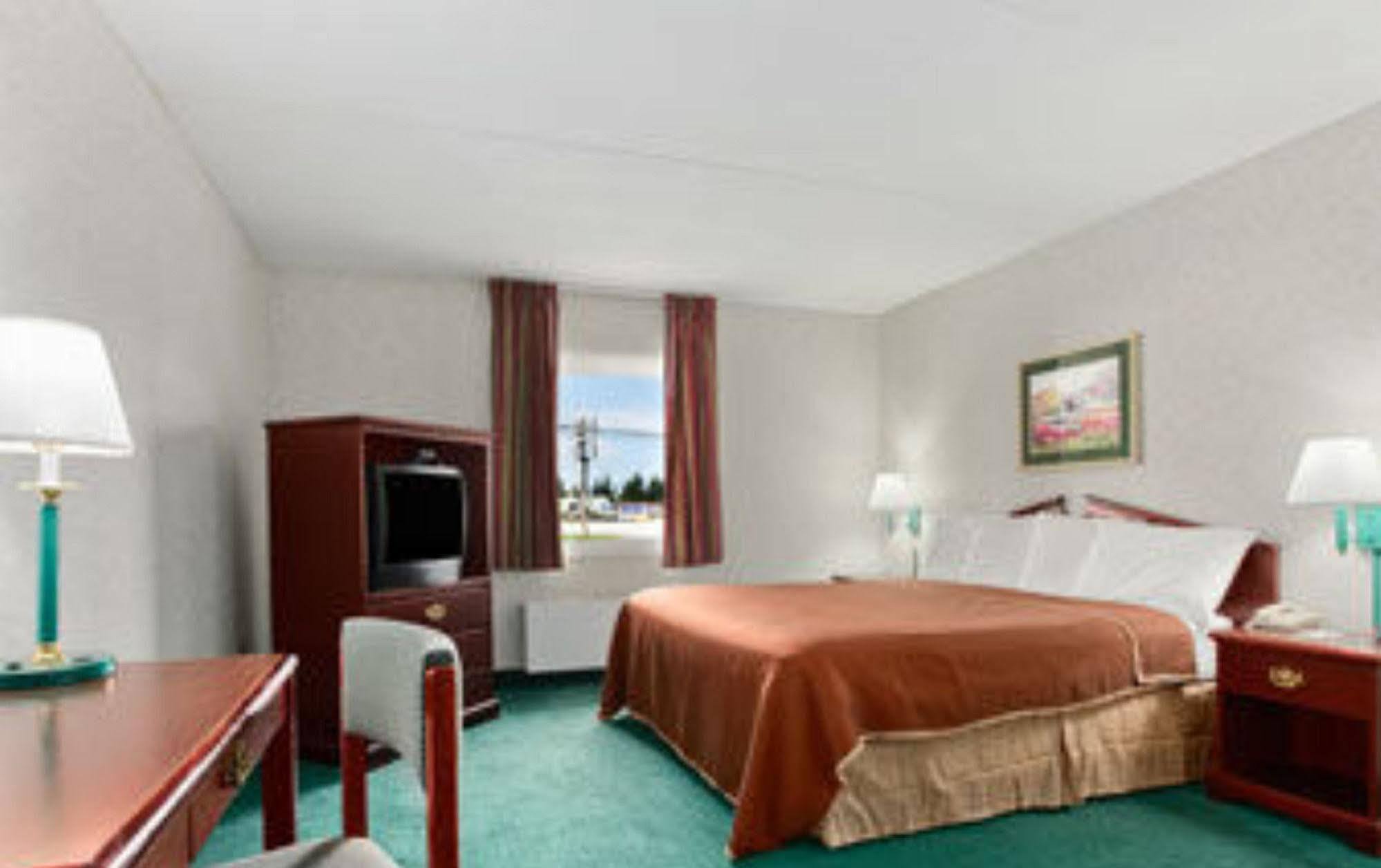 Diamond Carlisle Hotel Екстериор снимка
