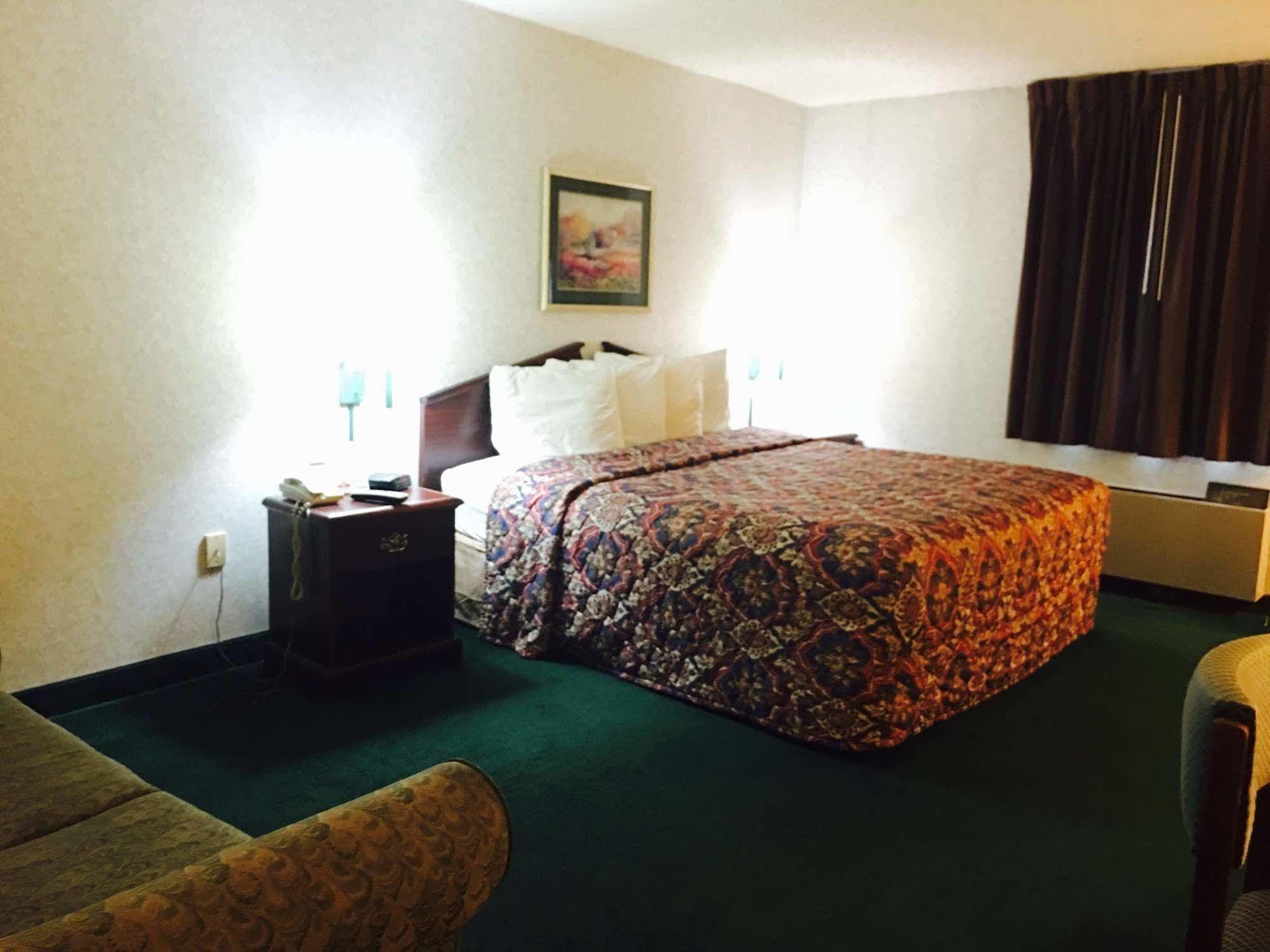 Diamond Carlisle Hotel Екстериор снимка