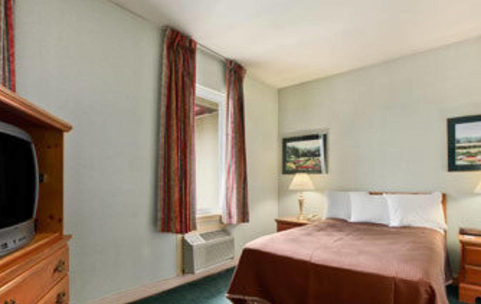 Diamond Carlisle Hotel Екстериор снимка